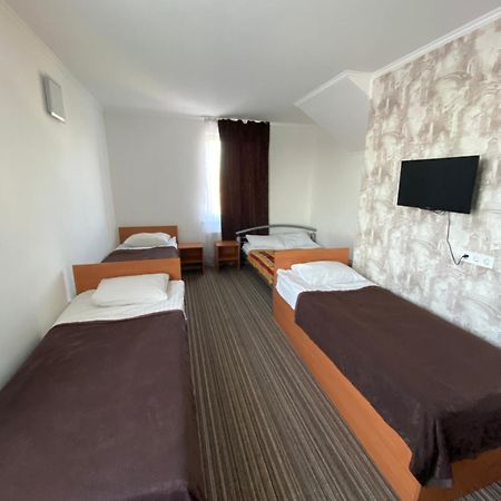 לבוב Autopark Hotel מראה חיצוני תמונה