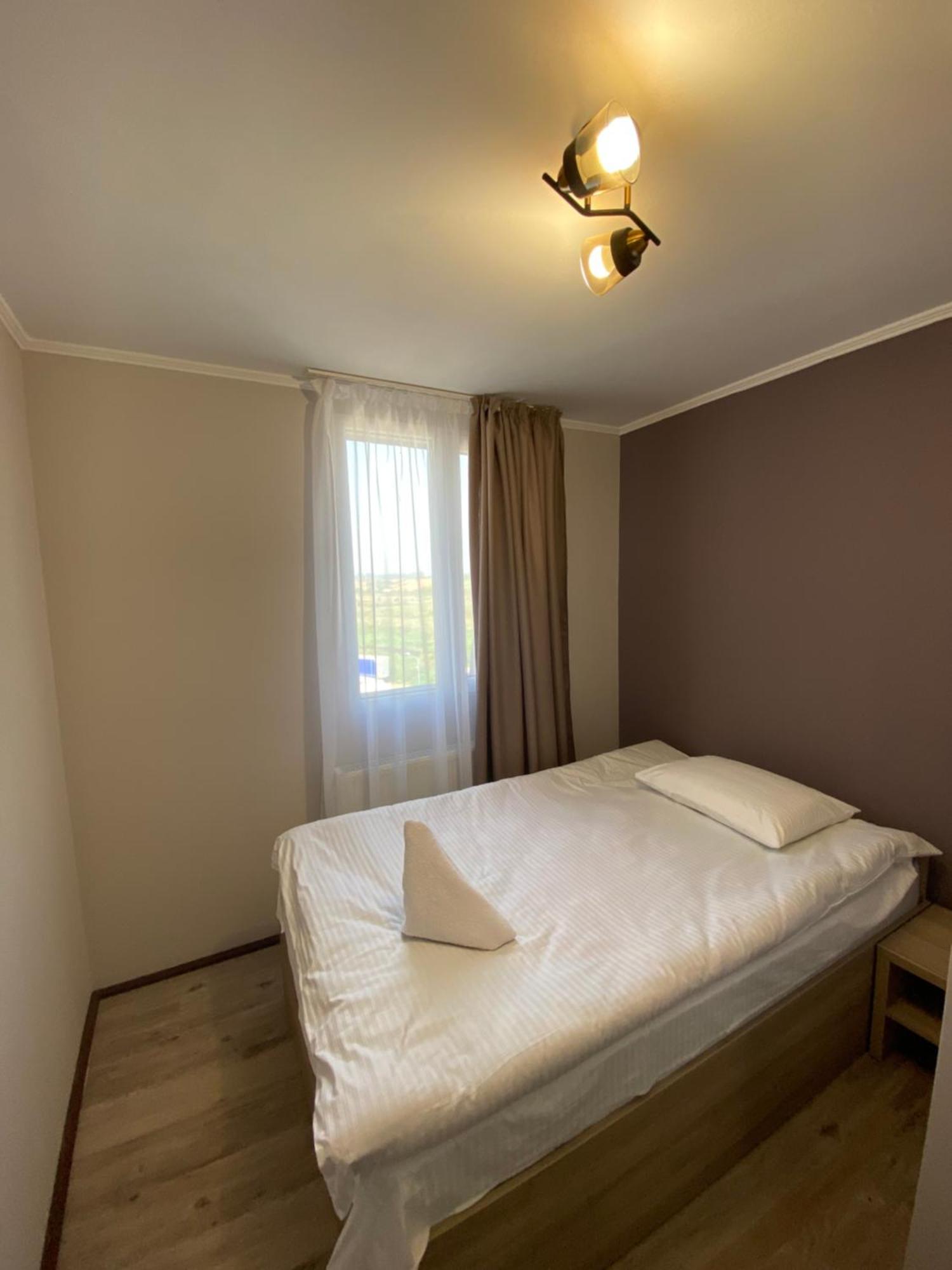 לבוב Autopark Hotel מראה חיצוני תמונה