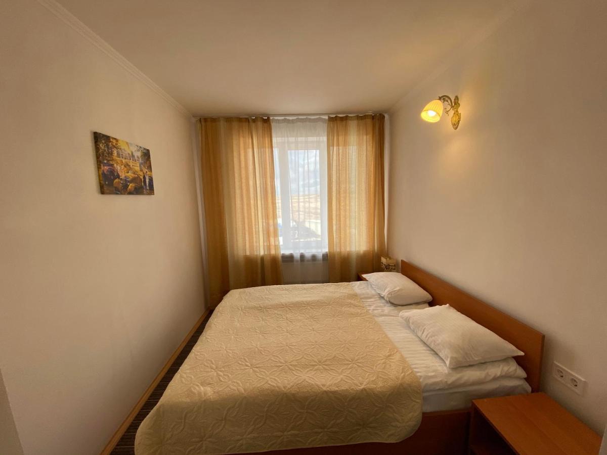 לבוב Autopark Hotel מראה חיצוני תמונה